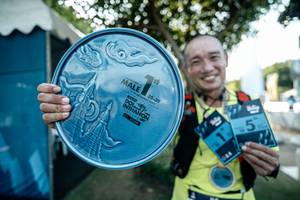 BIB: 555
                            <button type="button" onclick="openModal(22791292)" class="btn btn-primary btn-sm float-right btn-popup" data-toggle="modal" data-target=".modal-high-quality">
                        <i class="fas fa-shopping-cart"></i> Add to Cart
                    </button>
                                            <button type="button" onclick="isThisMe(22791292, true)" class="btn btn-success btn-sm float-right btn-popup btn-isme hidden" data-toggle="tooltip" data-placement="bottom" title="นี่คือรูปของคุณใช่ไหม คลิกที่นี่เพื่อเอาเข้าอัลบั้ม">
                        <i class="fas fa-plus"></i> Add to album
                    </button>
                    <button type="button" onclick="isThisMe(22791292, false)" class="btn btn-warning btn-sm float-right btn-popup btn-isnotme hidden">
                        <i class="fas fa-ban"></i> Remove from album
                    </button>